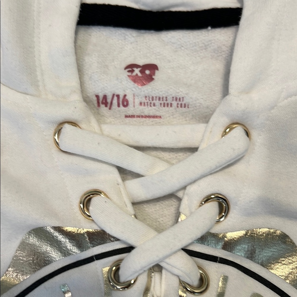 🛍️ 3 for $25 🛍️ - Justice - Stylish White and Black Hoodie with Gold Crest - Picture 2 of 5